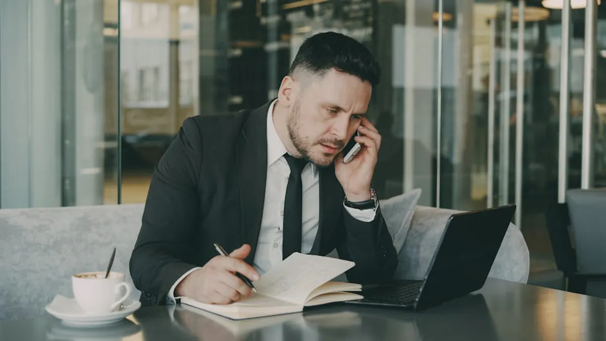 Interpersonal communication: Complete Guide, Examples, and Key Details